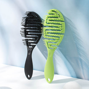 Cellie's Curls Scalp Reviver Shampoo Comb